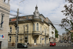 Casa casatoriilor Craiova.JPG